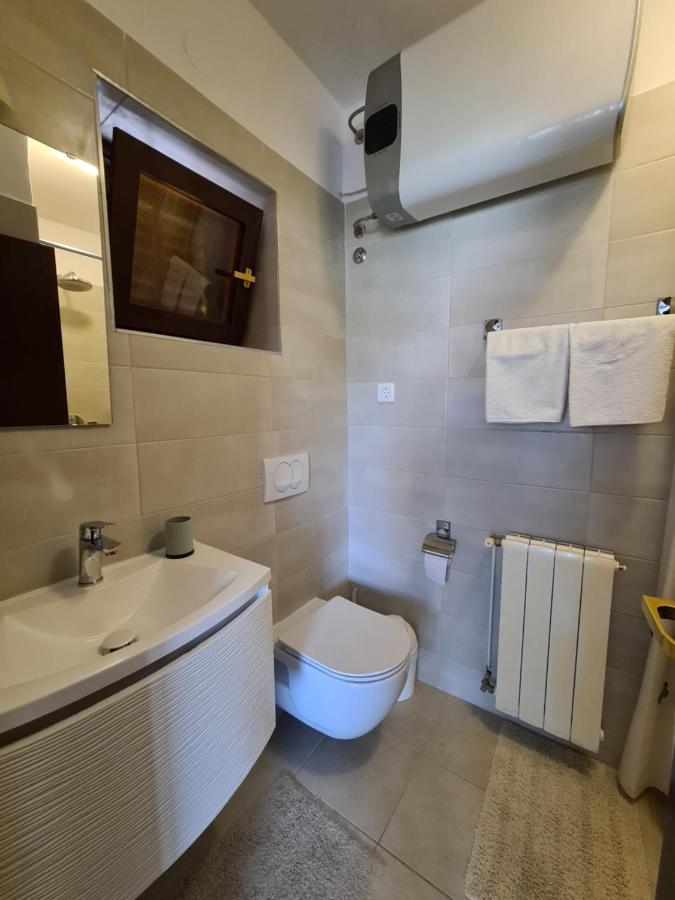 רוביני Apartments Ada מראה חיצוני תמונה